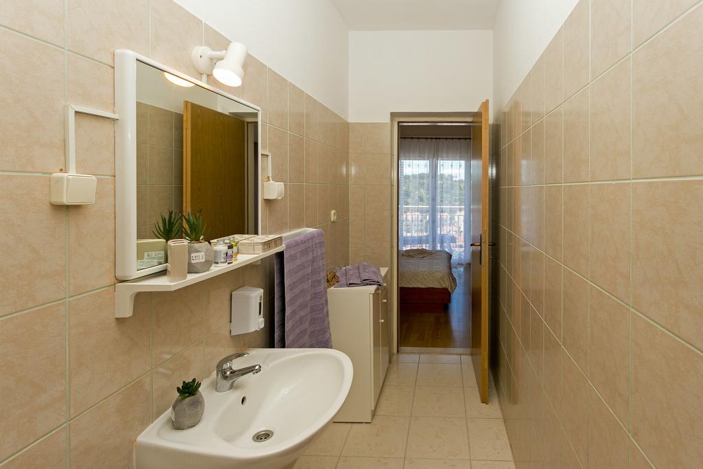 Vucic Apartments ฮวาร์ ภายนอก รูปภาพ